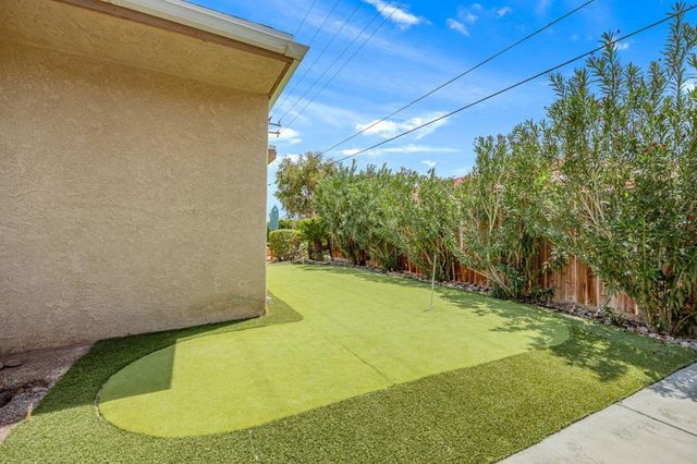 377 Cabrillo Road, Palm Springs, CA 92262