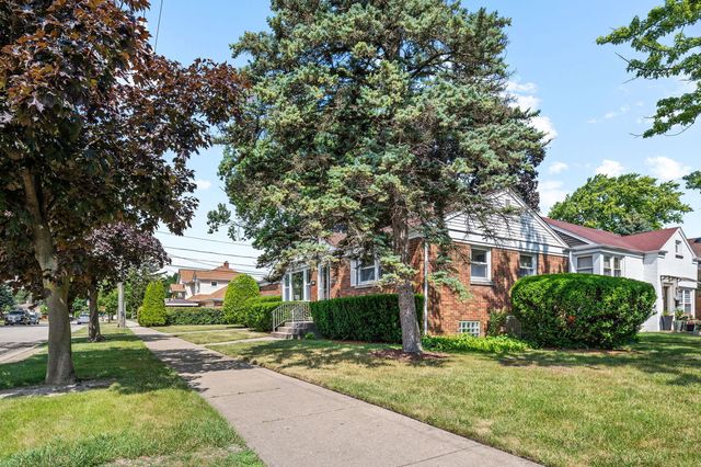9002 Menard Avenue, Morton Grove, IL 60053