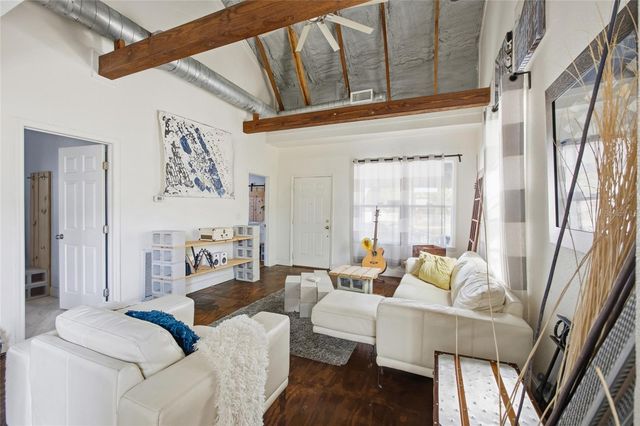 515 E FLORIBRASKA AVENUE, Tampa, FL 33603