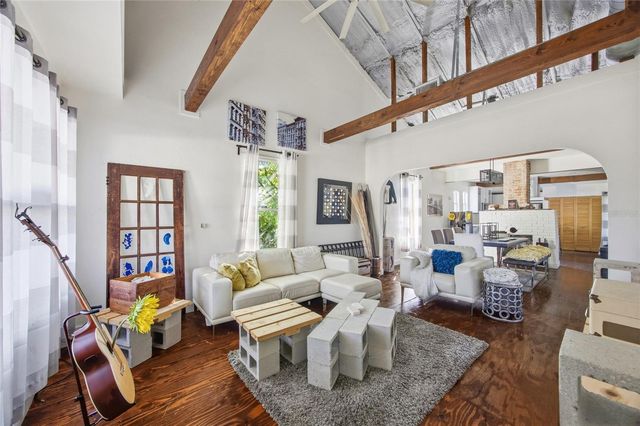 515 E FLORIBRASKA AVENUE, Tampa, FL 33603