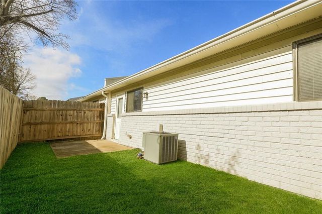 2323 Ward SE Street 8, Smyrna, GA 30080