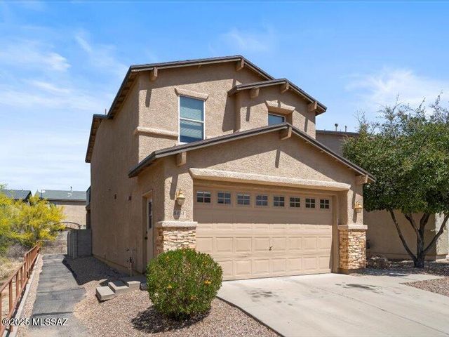 8451 N Placita De Los Laureles, Tucson, AZ 85742