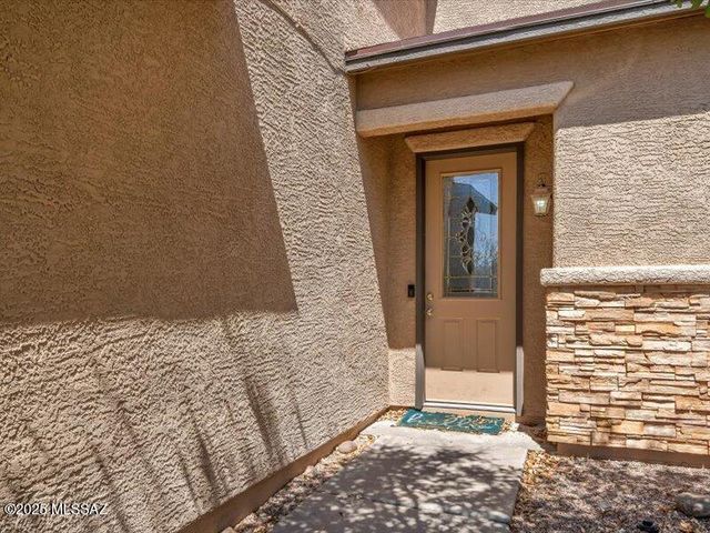 8451 N Placita De Los Laureles, Tucson, AZ 85742