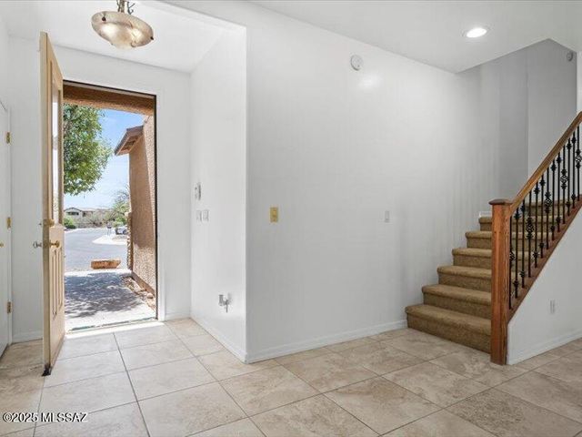 8451 N Placita De Los Laureles, Tucson, AZ 85742