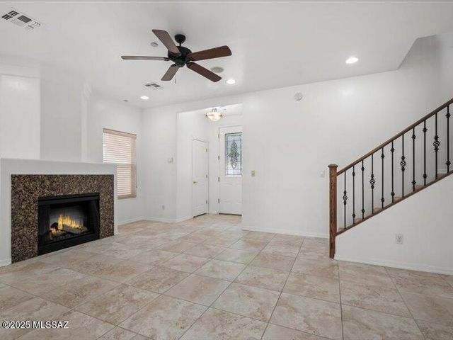 8451 N Placita De Los Laureles, Tucson, AZ 85742