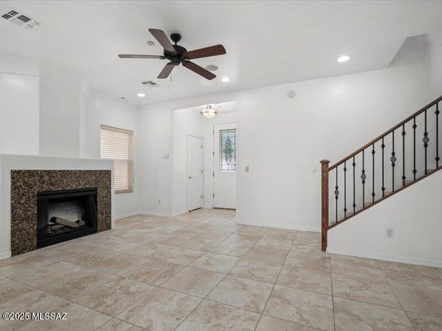 8451 N Placita De Los Laureles, Tucson, AZ 85742