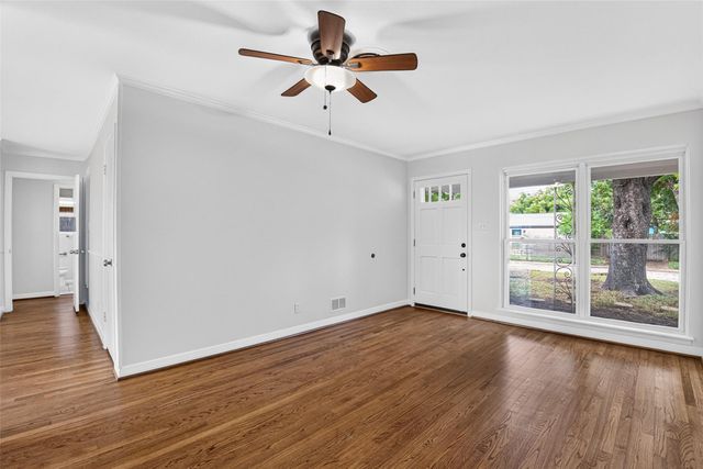 11227 Greenwillow Street, Houston, TX 77035