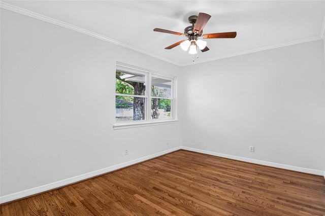 11227 Greenwillow Street, Houston, TX 77035