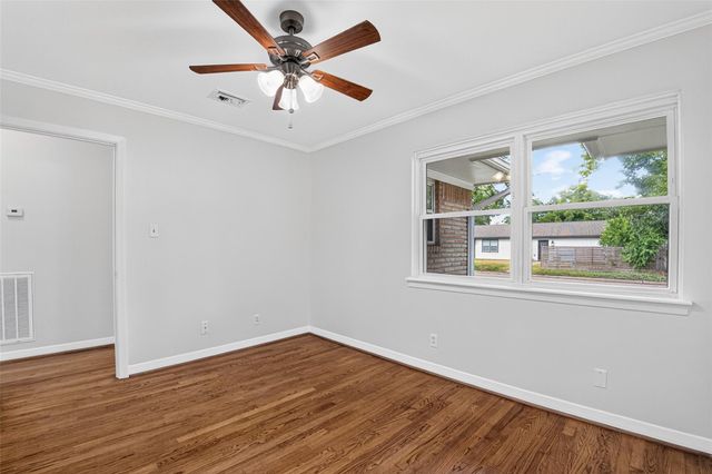 11227 Greenwillow Street, Houston, TX 77035