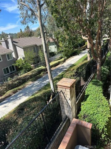8514 E Baker Hill Road B, Orange, CA 92869