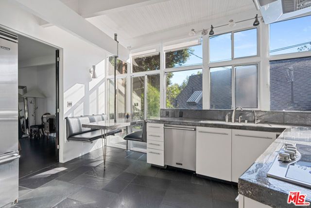 2775 Rinconia Drive, Los Angeles, CA 90068