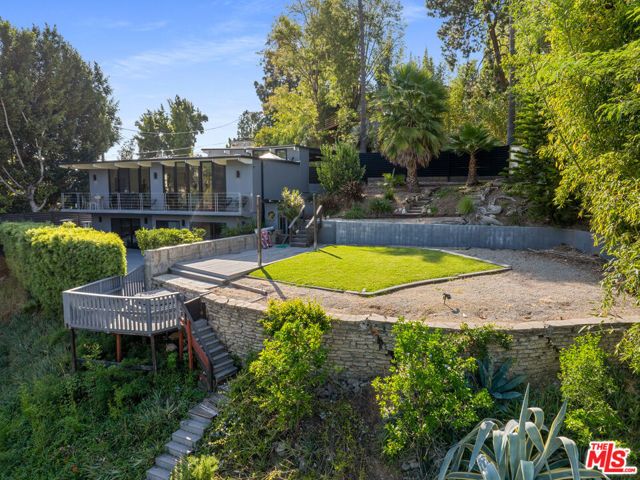 2775 Rinconia Drive, Los Angeles, CA 90068