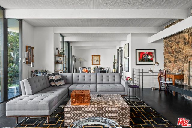 2775 Rinconia Drive, Los Angeles, CA 90068