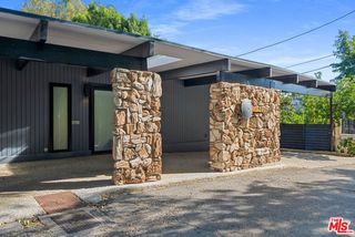 2775 Rinconia Drive, Los Angeles, CA 90068