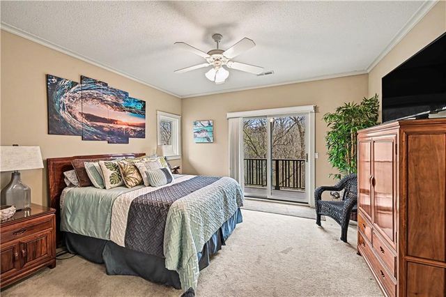 2905 SW 19th Street, Blue Springs, MO 64015