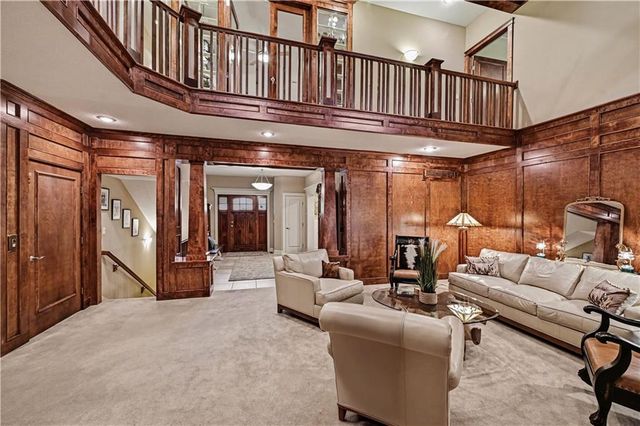 2905 SW 19th Street, Blue Springs, MO 64015