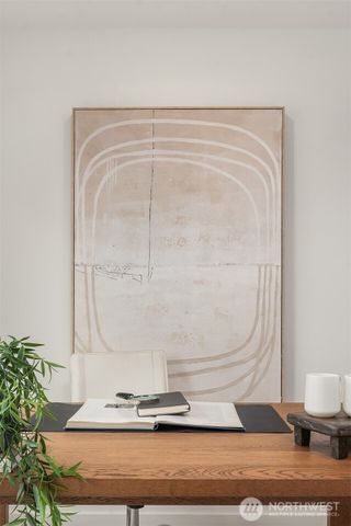 219 NE 75th Street, Seattle, WA 98115