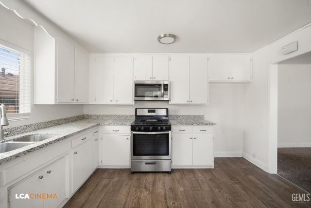 515 Lincoln Avenue, Bakersfield, CA 93308