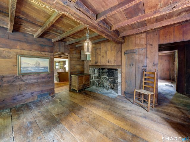 1797 Middletown Avenue, North Branford, CT 06472