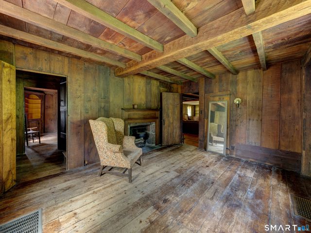 1797 Middletown Avenue, North Branford, CT 06472