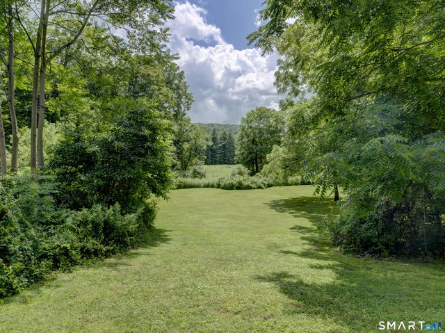 1797 Middletown Avenue, North Branford, CT 06472