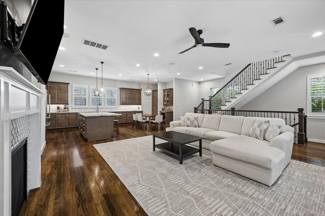 2915 Hicks Street, Houston, TX 77007
