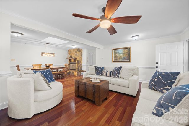 3101 Mckee Road, Charlotte, NC 28270