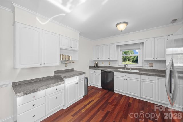 3101 Mckee Road, Charlotte, NC 28270