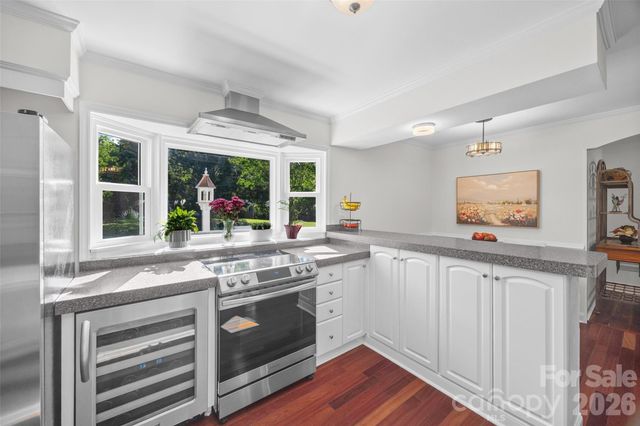 3101 Mckee Road, Charlotte, NC 28270