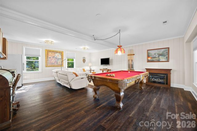 3101 Mckee Road, Charlotte, NC 28270