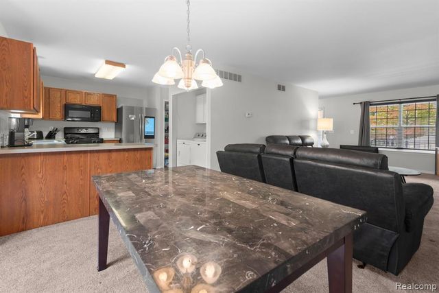 19338 Delaware Avenue, Redford, MI 48240