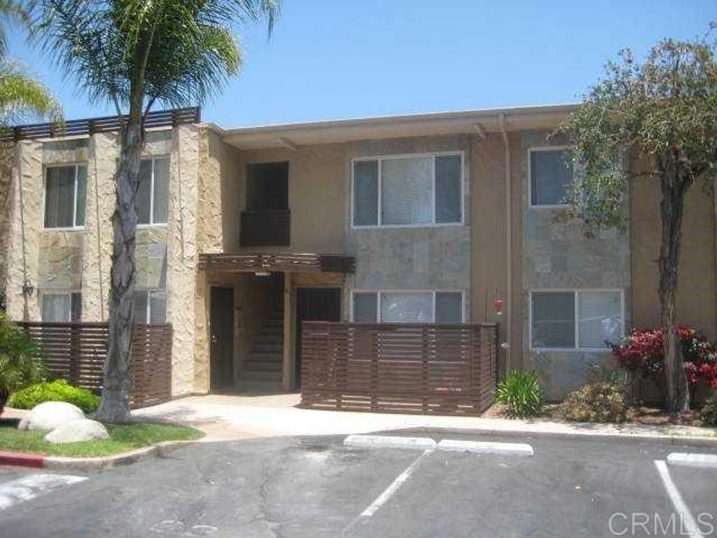 1386 E Madison Avenue, El Cajon, CA 92021