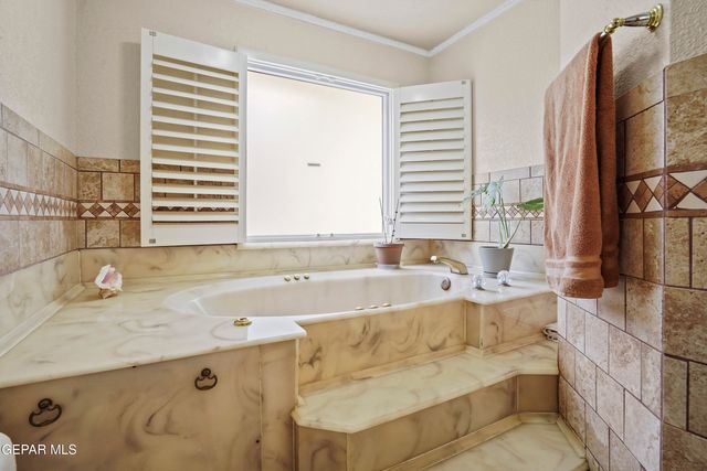 1935 Bay City Place, El Paso, TX 79936