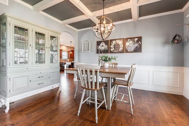 1302 Wicklow Drive, Bloomington, IL 61705