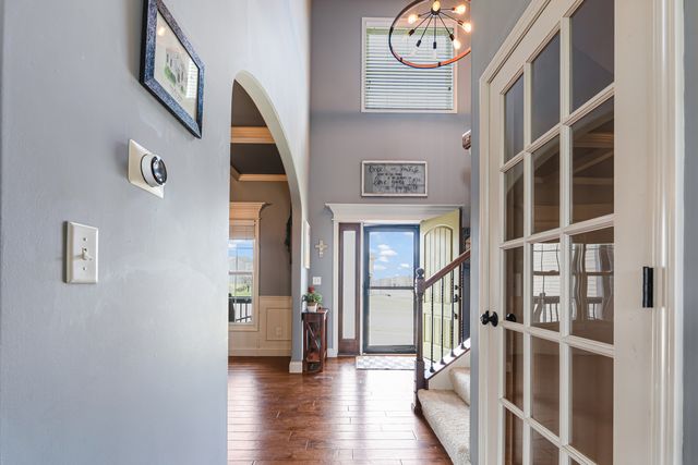 1302 Wicklow Drive, Bloomington, IL 61705