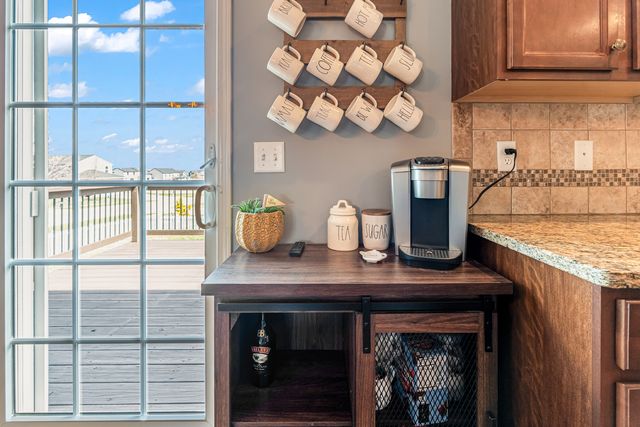 1302 Wicklow Drive, Bloomington, IL 61705