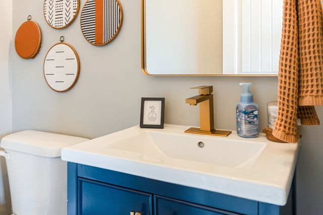 1302 Wicklow Drive, Bloomington, IL 61705