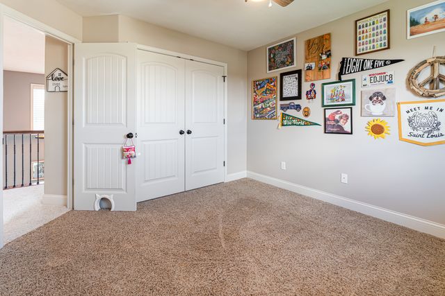 1302 Wicklow Drive, Bloomington, IL 61705