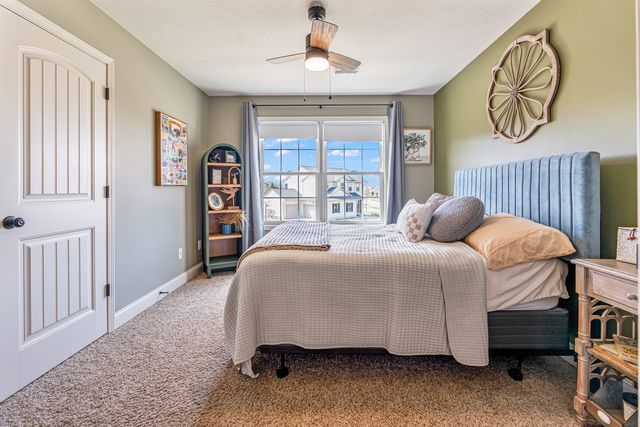 1302 Wicklow Drive, Bloomington, IL 61705