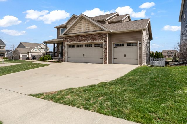 1302 Wicklow Drive, Bloomington, IL 61705