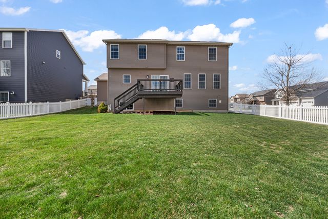 1302 Wicklow Drive, Bloomington, IL 61705