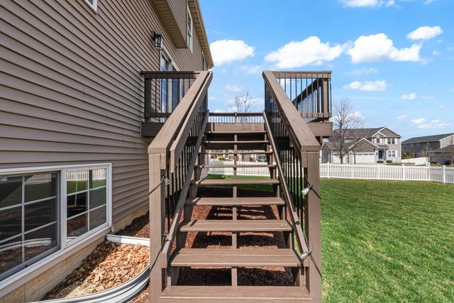 1302 Wicklow Drive, Bloomington, IL 61705