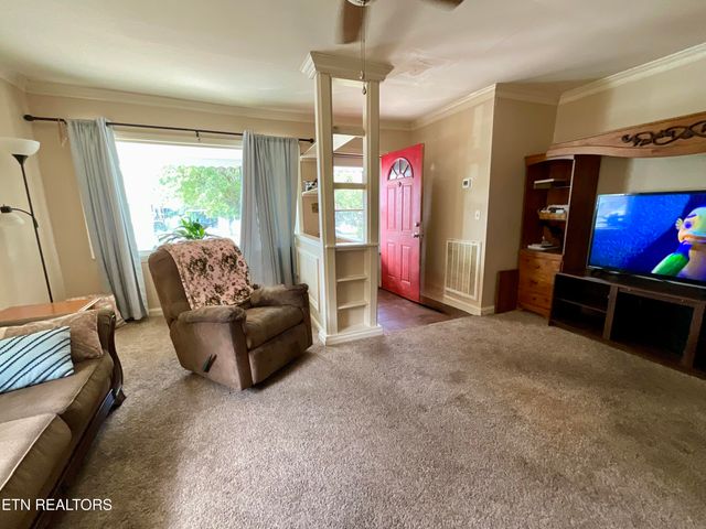 2638 Orton Drive, Maryville, TN 37804