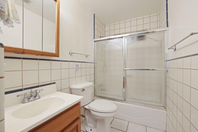16419 Bizzibe St, Lathrop, CA 95330