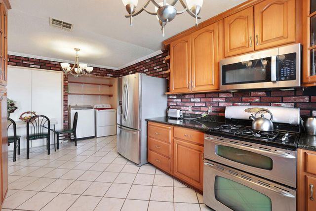 16419 Bizzibe St, Lathrop, CA 95330