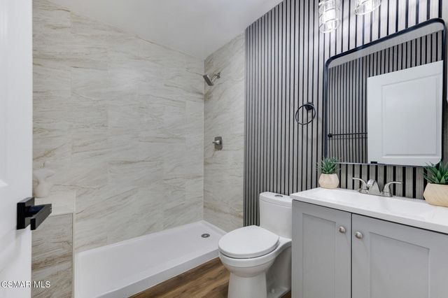 816 Pamela Wood Street, Newbury Park, CA 91320