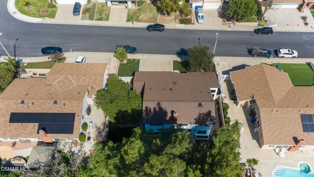 816 Pamela Wood Street, Newbury Park, CA 91320