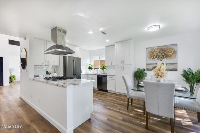 816 Pamela Wood Street, Newbury Park, CA 91320