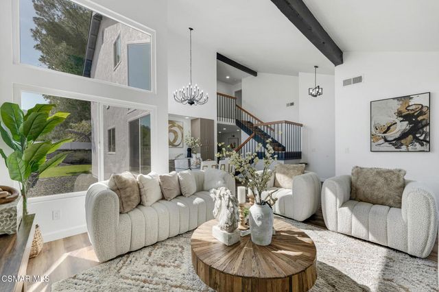 816 Pamela Wood Street, Newbury Park, CA 91320