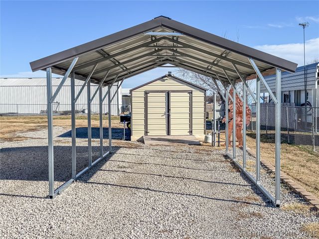 114165 S 4201, Checotah, OK 74426